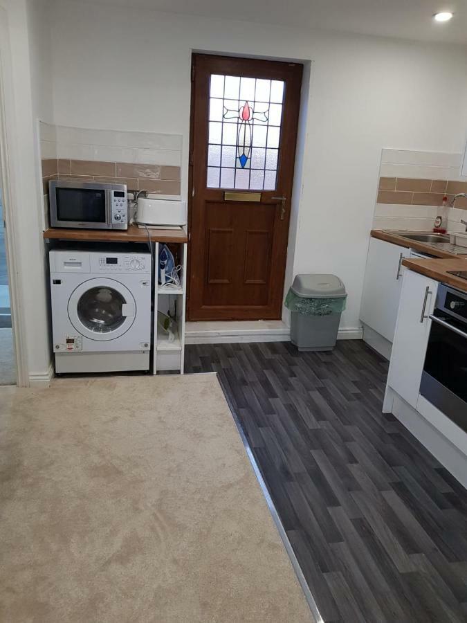 Apartment With Roof Terrace Close To City Centre Κάρντιφ Εξωτερικό φωτογραφία